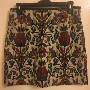 Zara Women Embroidered Skirt. Size M.